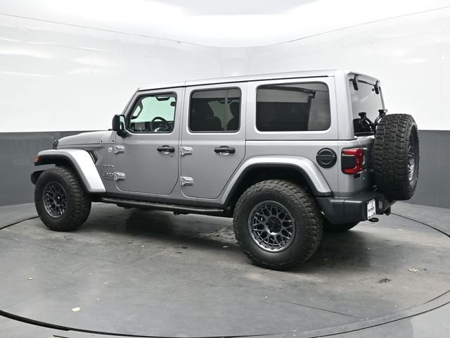 2018 Jeep Wrangler Unlimited Sahara Sport photo 4