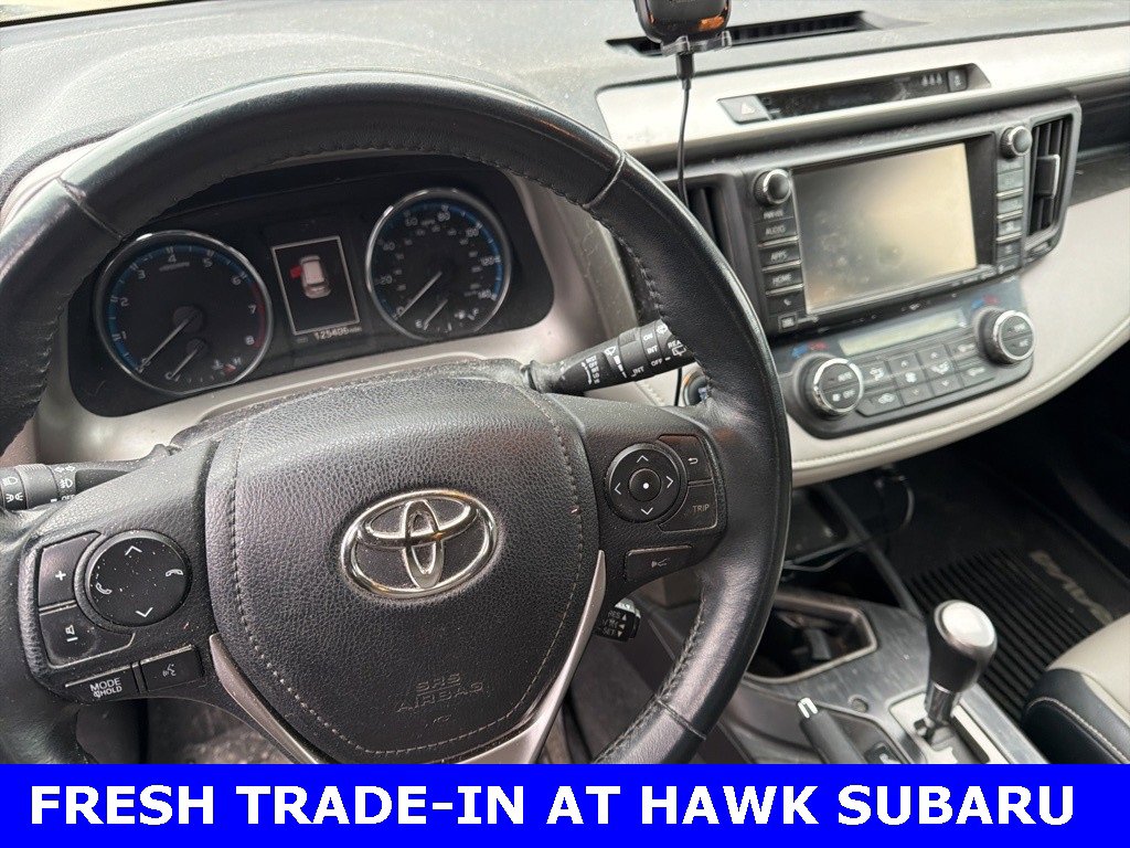 2017 TOYOTA RAV4 - Image 10