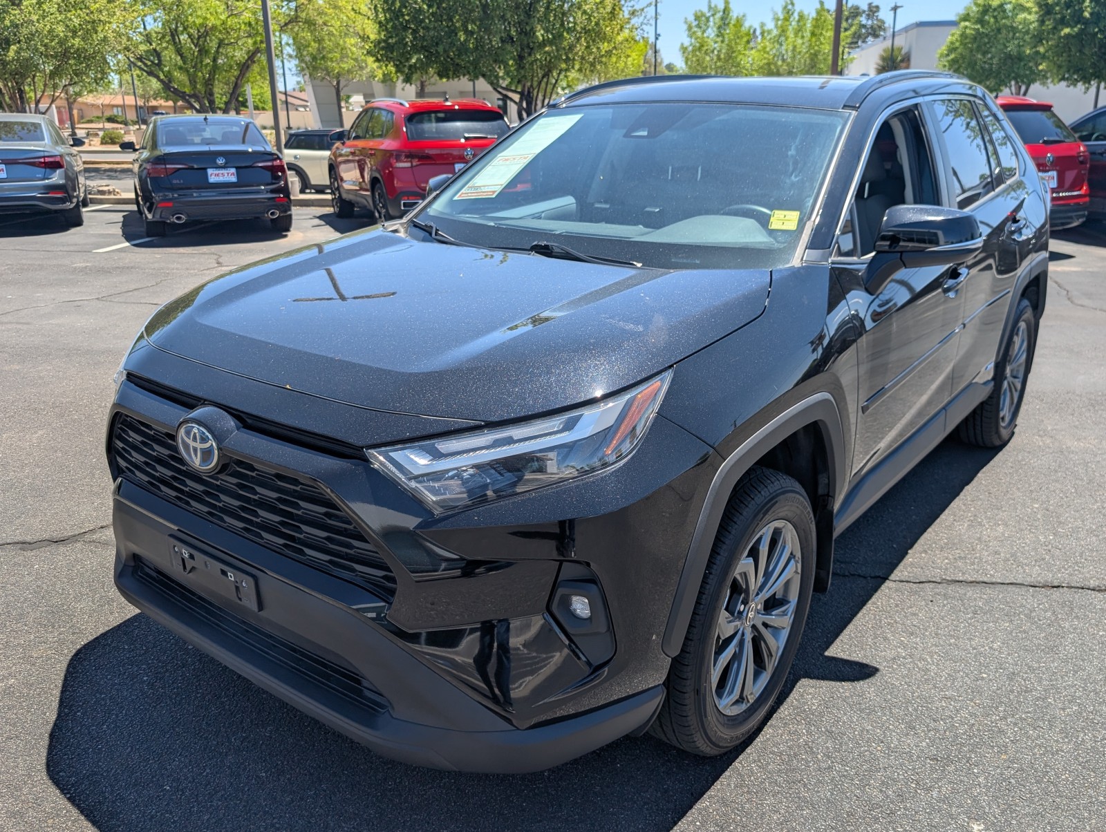 Used 2022 Midnight Black Metallic Toyota Hybrid XLE Premium image 2