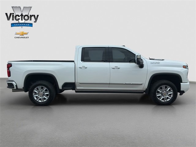 2024 Chevrolet Silverado High Country photo 5