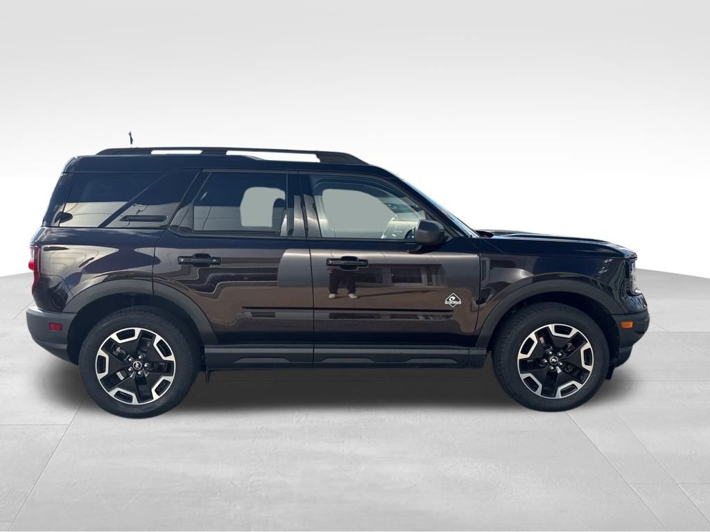 2021 Ford Bronco Sport Outer Banks photo 4