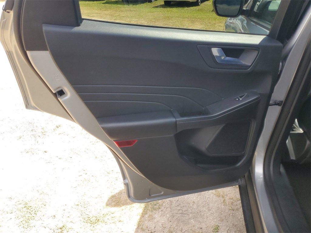 2023 Ford Escape ST-Line photo 29