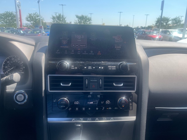 2024 Nissan Armada SV photo 4