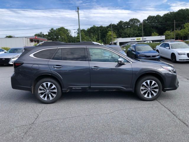 2024 Subaru Outback Touring photo 2