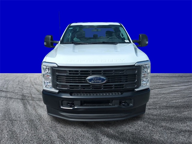 2025 Ford F-250 XL photo 9