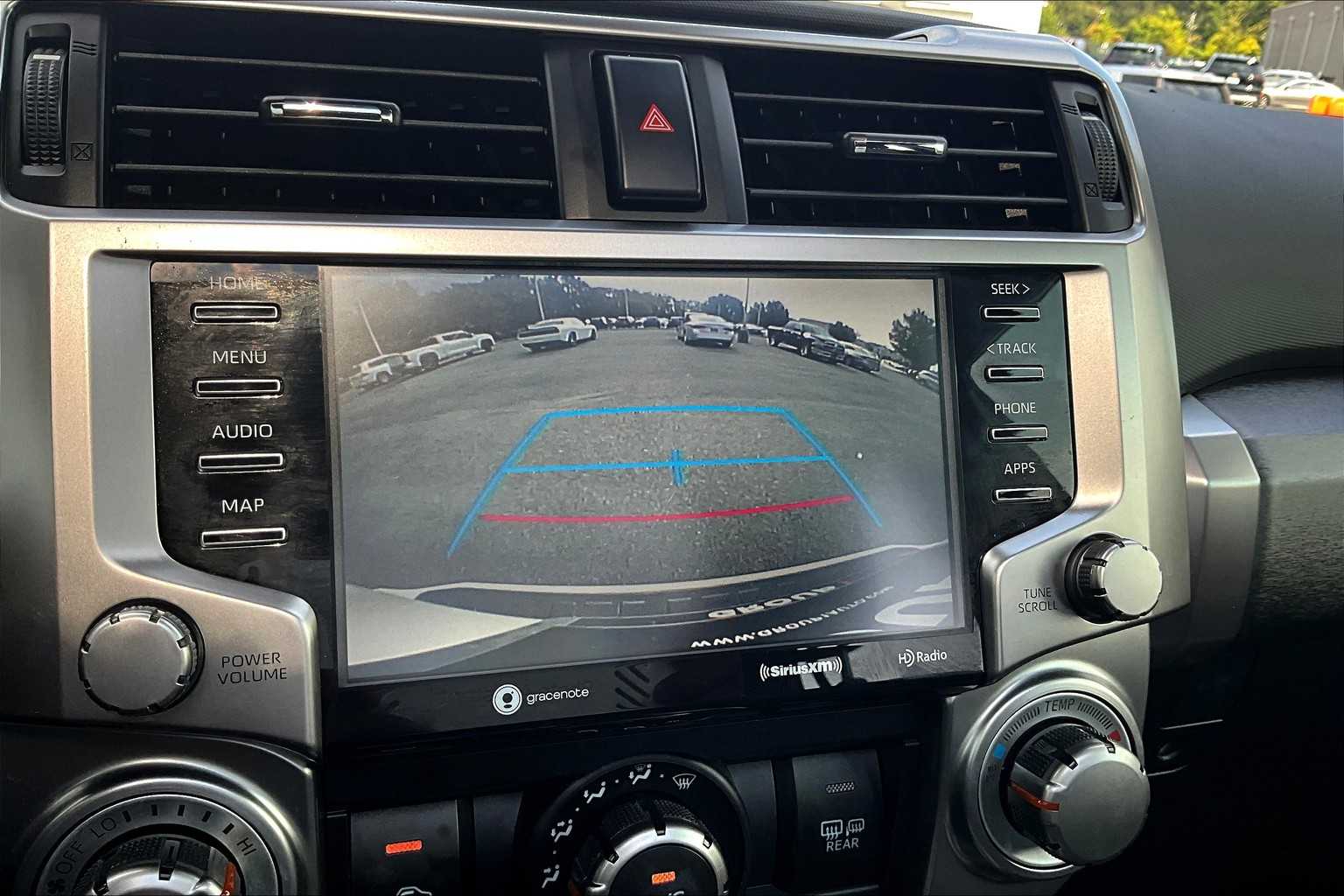 2021 Toyota 4Runner SR5 Premium photo 25