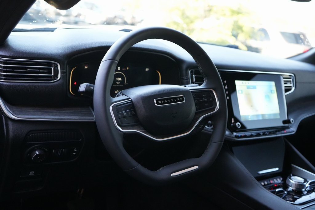 2024 Jeep Wagoneer L Series III photo 19