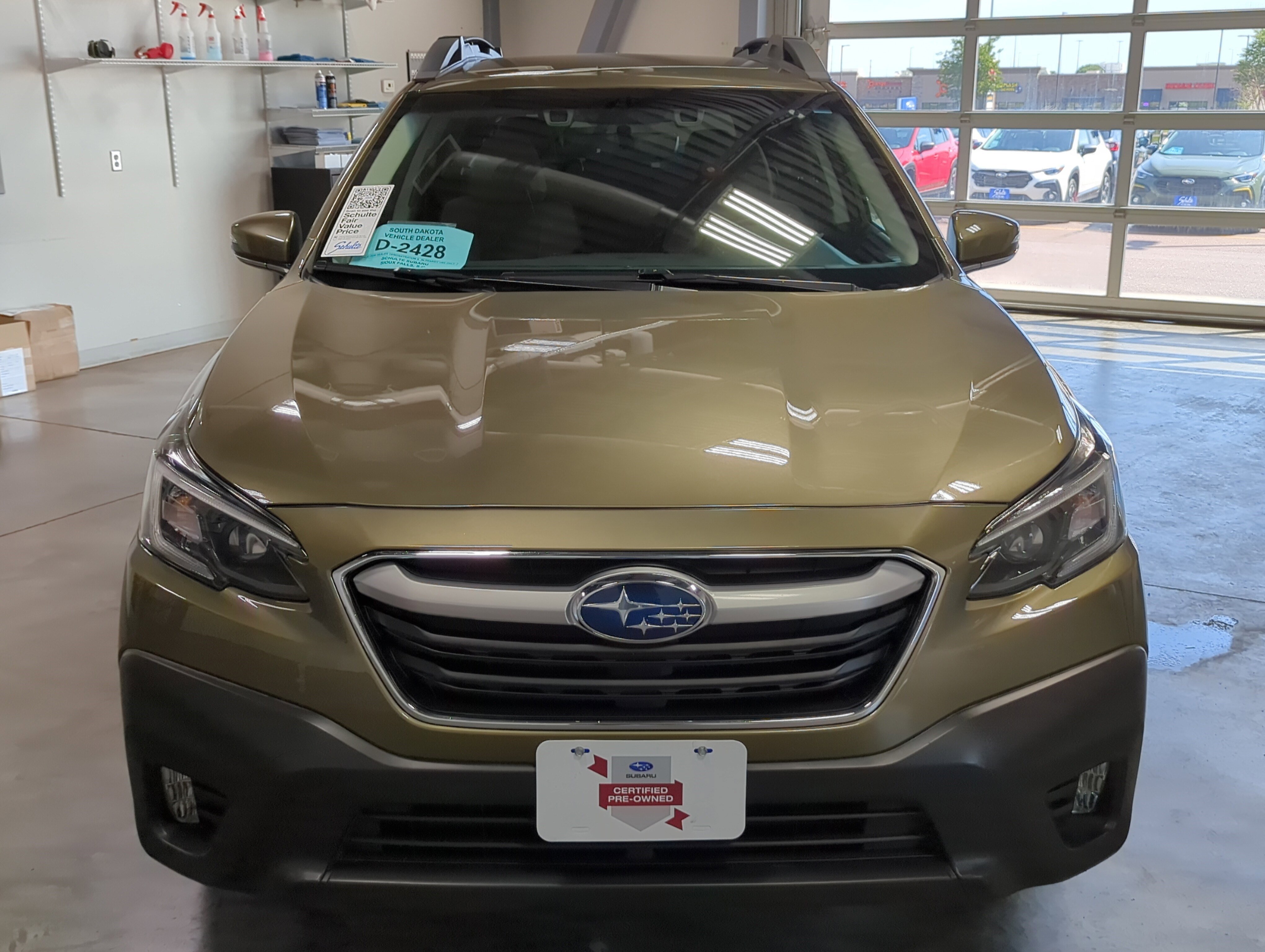 2020 Subaru Outback Premium photo 2