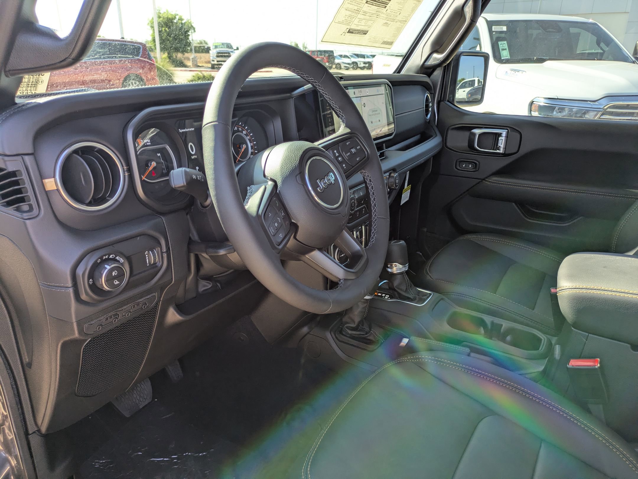 2025 Jeep Gladiator Sport photo 9