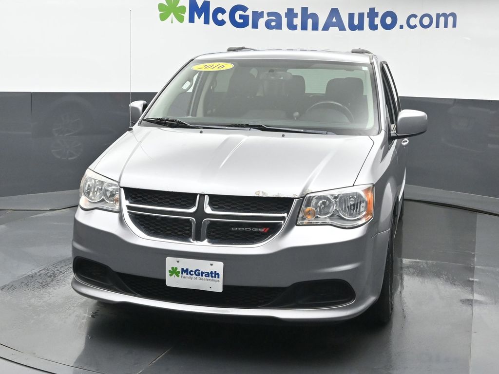 2016 Dodge Grand Caravan SXT photo 3