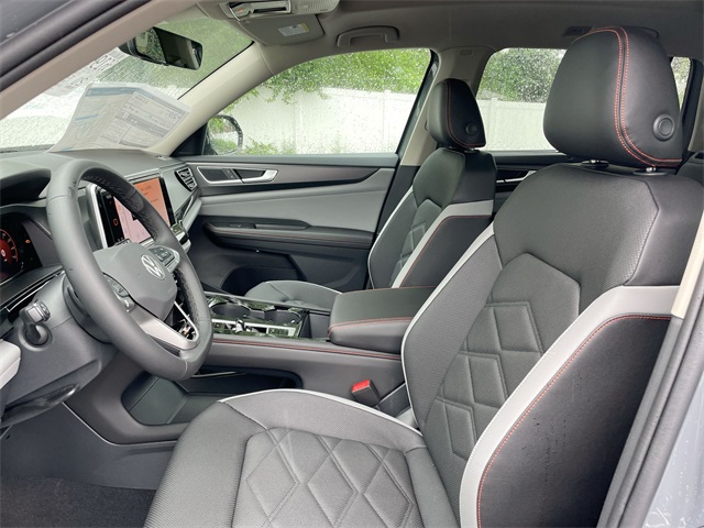 2025 Volkswagen Atlas Peak Edition SE photo 30