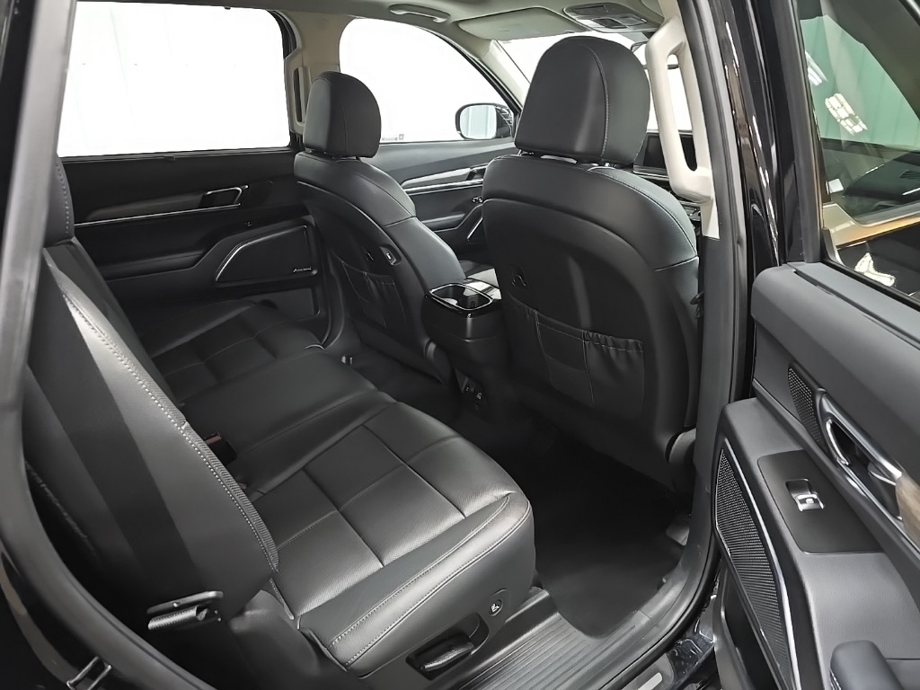 2022 Kia Telluride SX photo 16