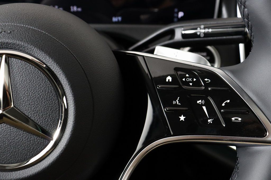 2025 Mercedes Benz E 350 4MATIC photo 18