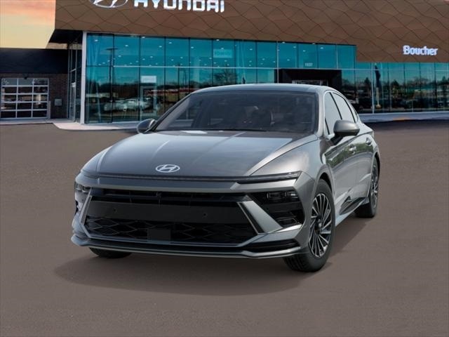 2026 Hyundai Sonata Hybrid Limited photo 4