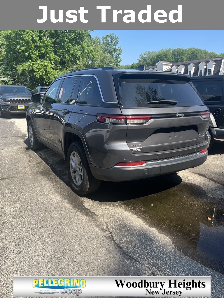 2023 Jeep Grand Cherokee Laredo X photo 4