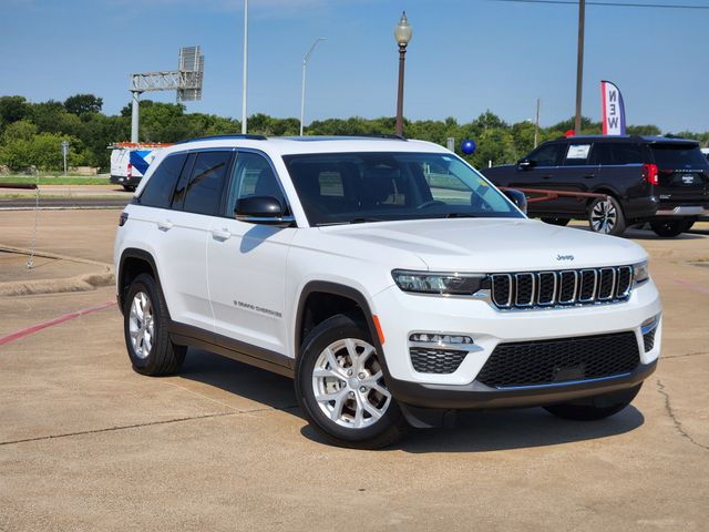 2023 Jeep Grand Cherokee Limited photo 2