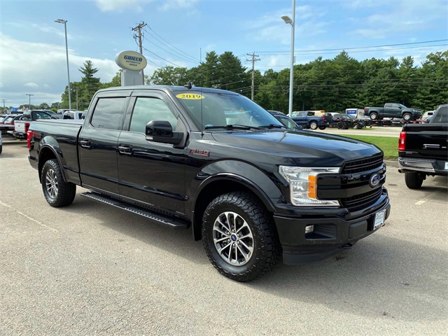 Used 2019 Black Metallic Ford Lariat image 1