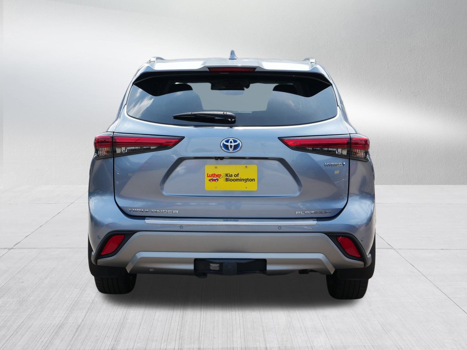 2022 Toyota Highlander Hybrid Platinum photo 4