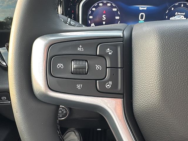 2025 Chevrolet Silverado 2500HD LTZ photo 18