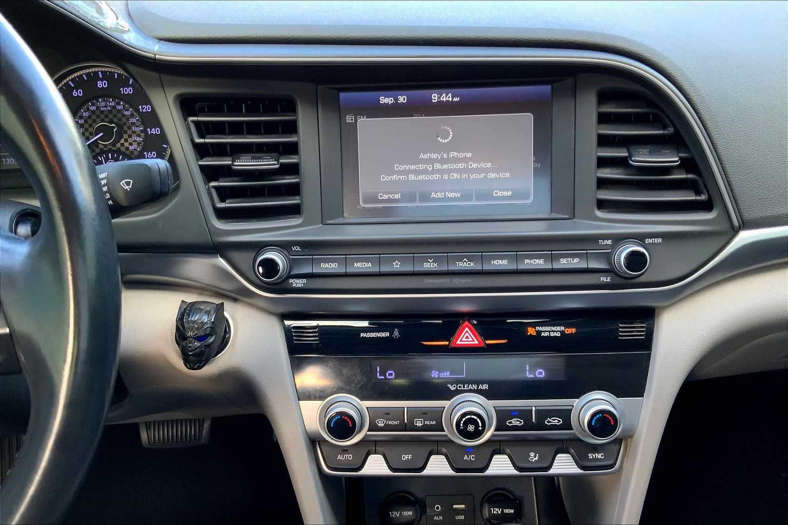 2019 Hyundai Elantra Value Edition photo 6