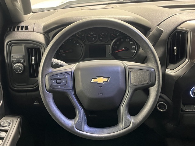2024 Chevrolet Silverado 1500 Custom photo 4