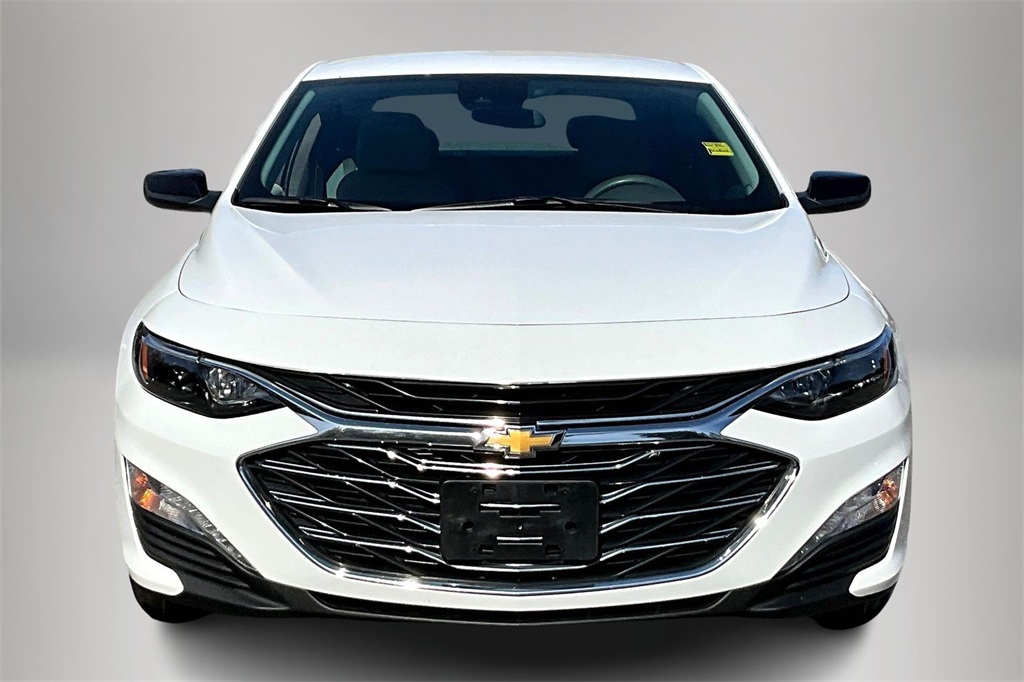 2021 Chevrolet Malibu 1LT photo 2
