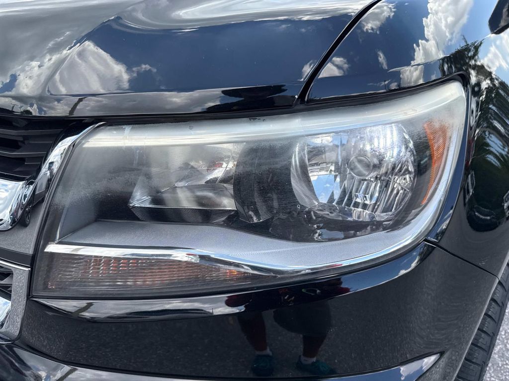 2019 Chevrolet Colorado LT photo 9