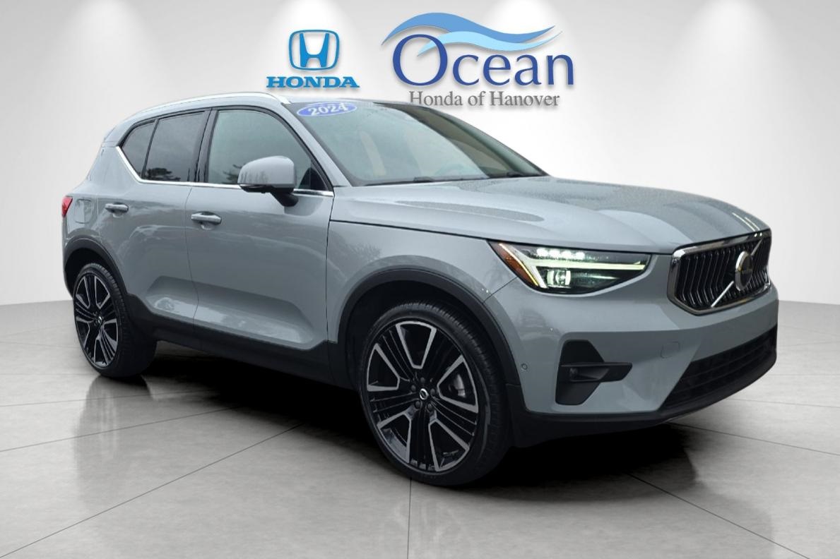 2024 Volvo XC40 Ultimate's photo