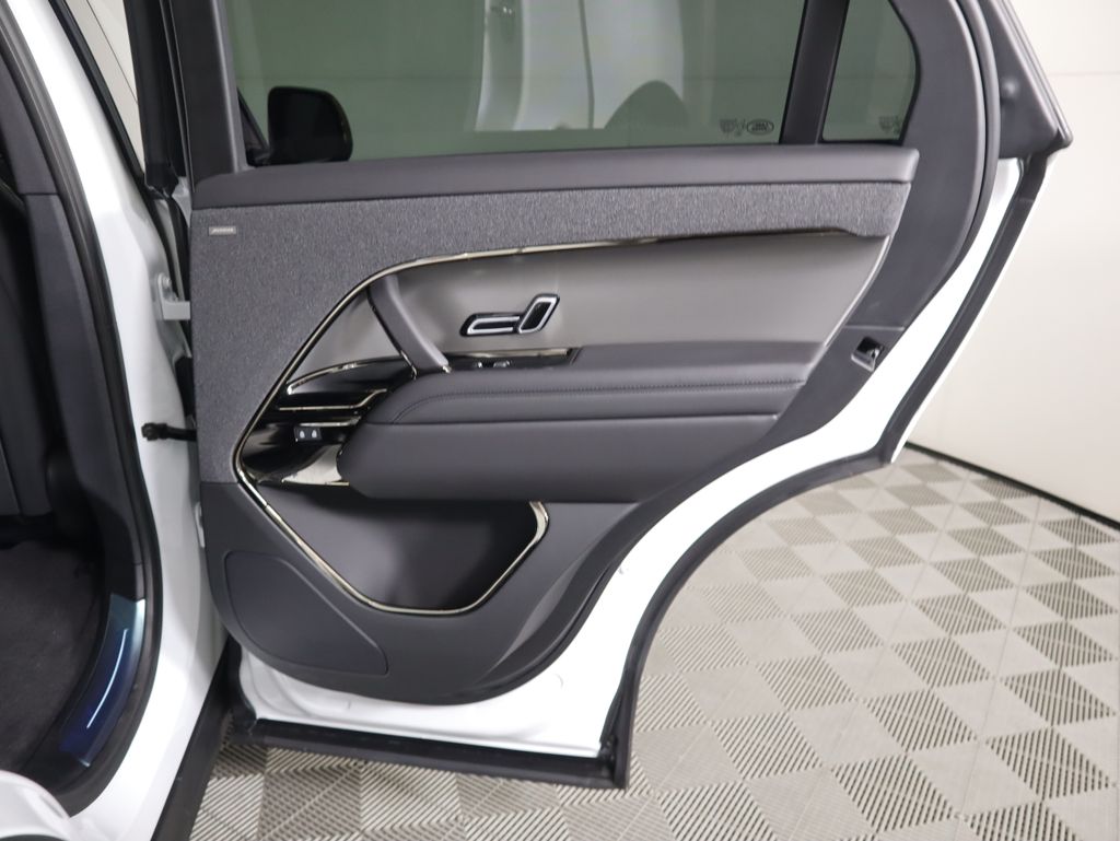 2025 Land Rover Range Rover Sport SE photo 26