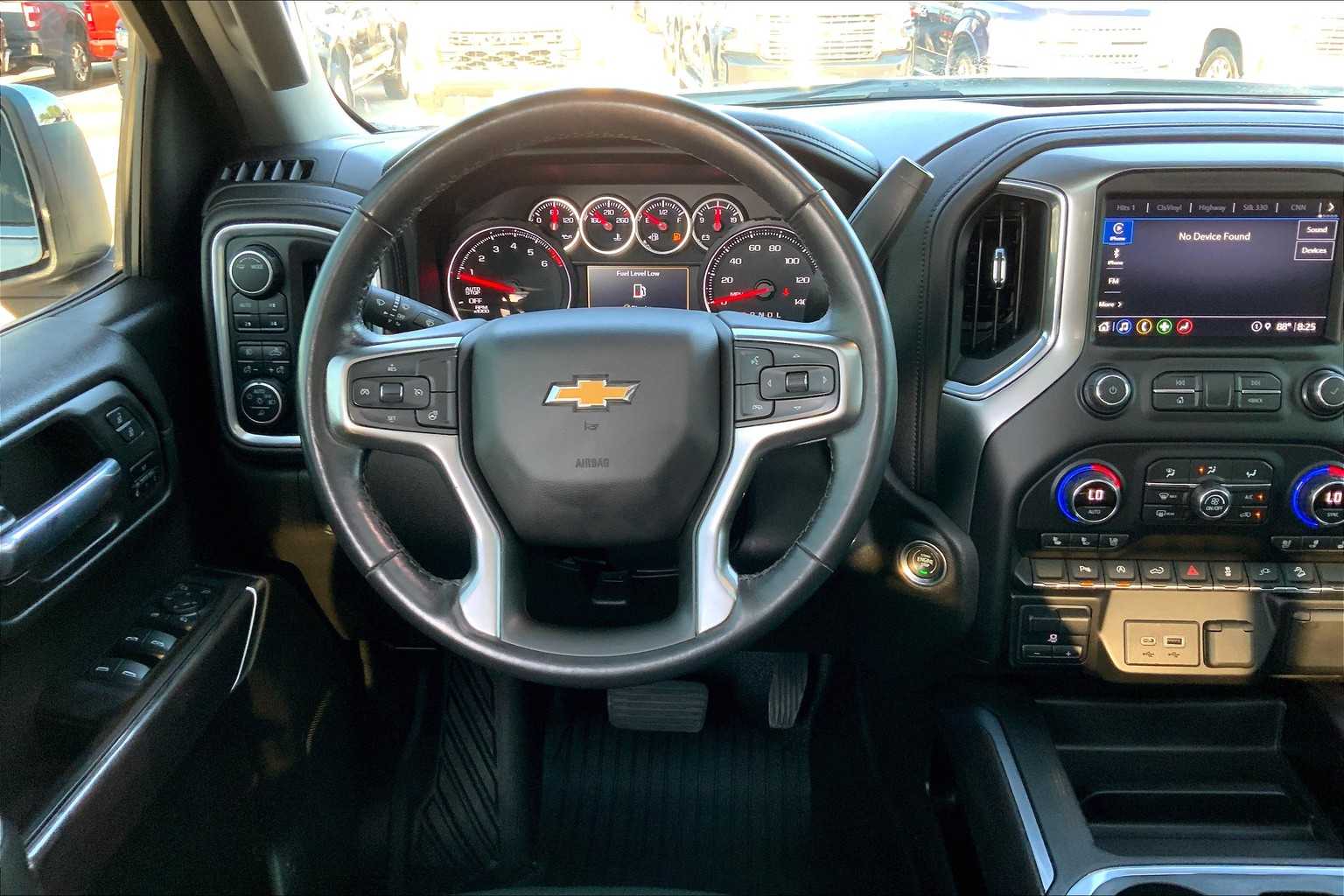 2021 Chevrolet Silverado 1500 LTZ photo 5