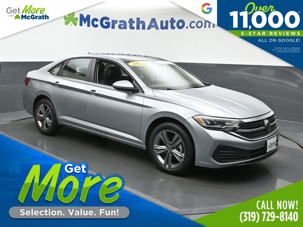 2023 Volkswagen Jetta SE's photo