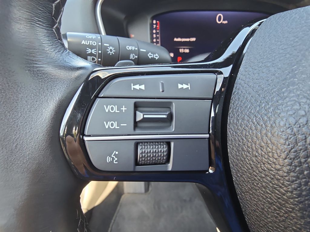 2022 Honda Civic Sport Touring photo 13