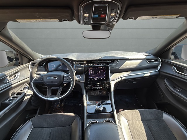2024 Jeep Grand Cherokee Altitude X photo 9
