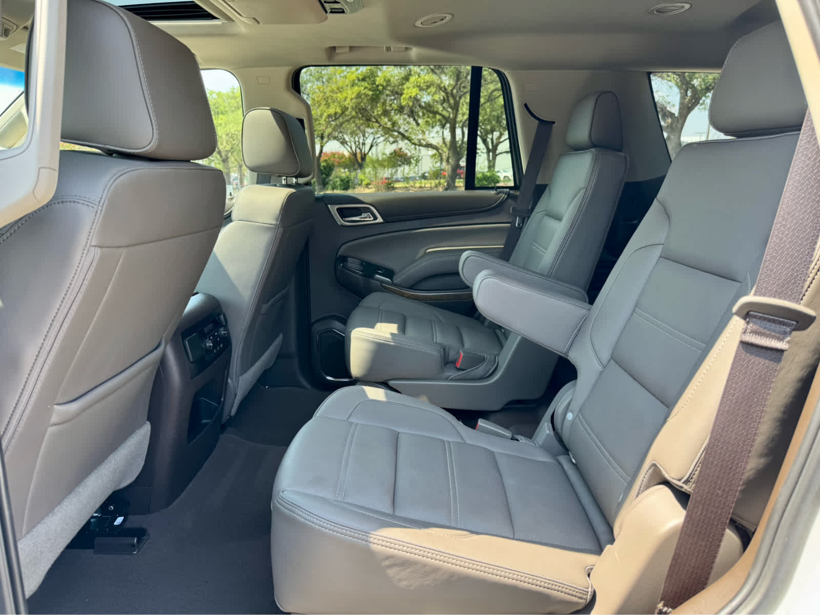 2019 Gmc Yukon Denali photo 11