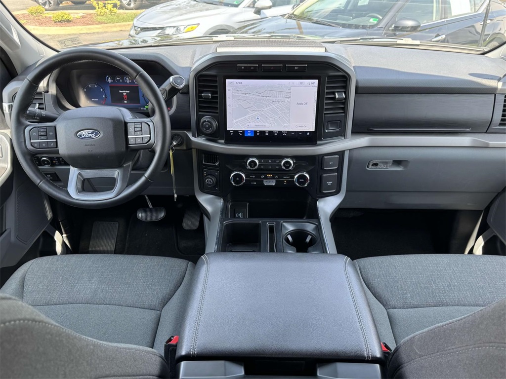 2024 Ford F-150 XLT photo 17
