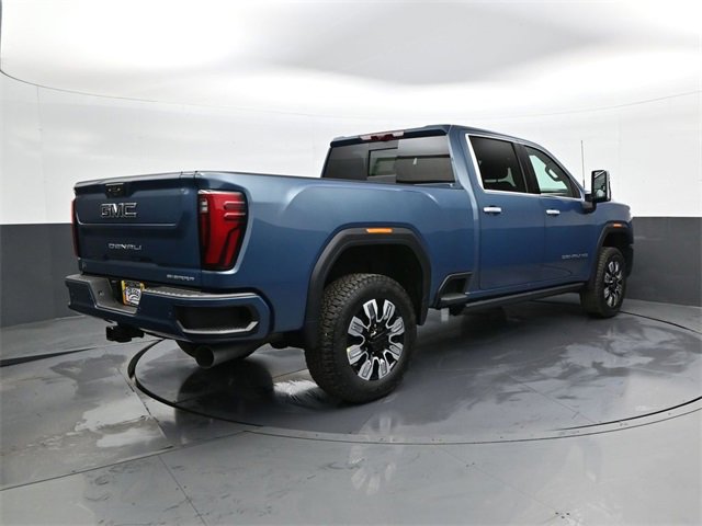 2026 Gmc Sierra 2500 HD Denali photo 3