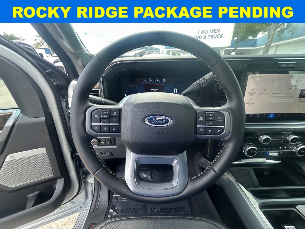 2025 Ford F-250 photo 14