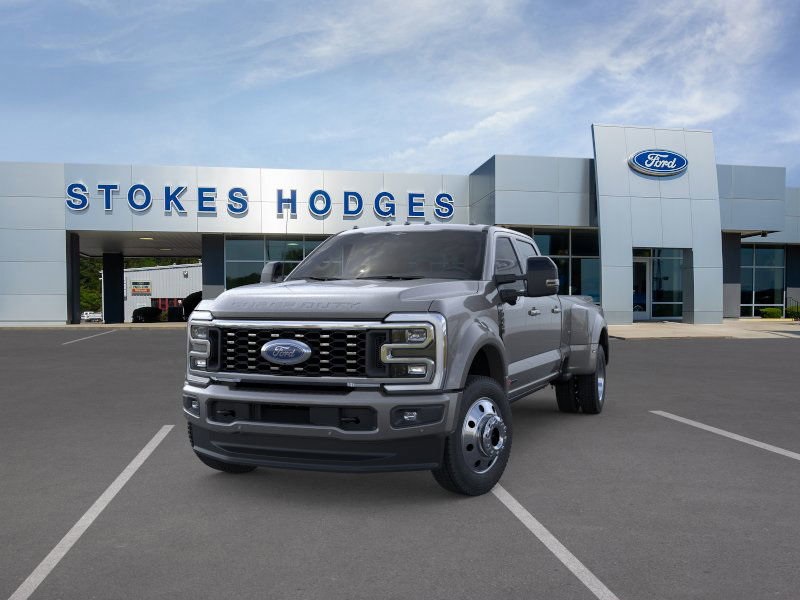 2026 Ford F-450 Platinum photo 2
