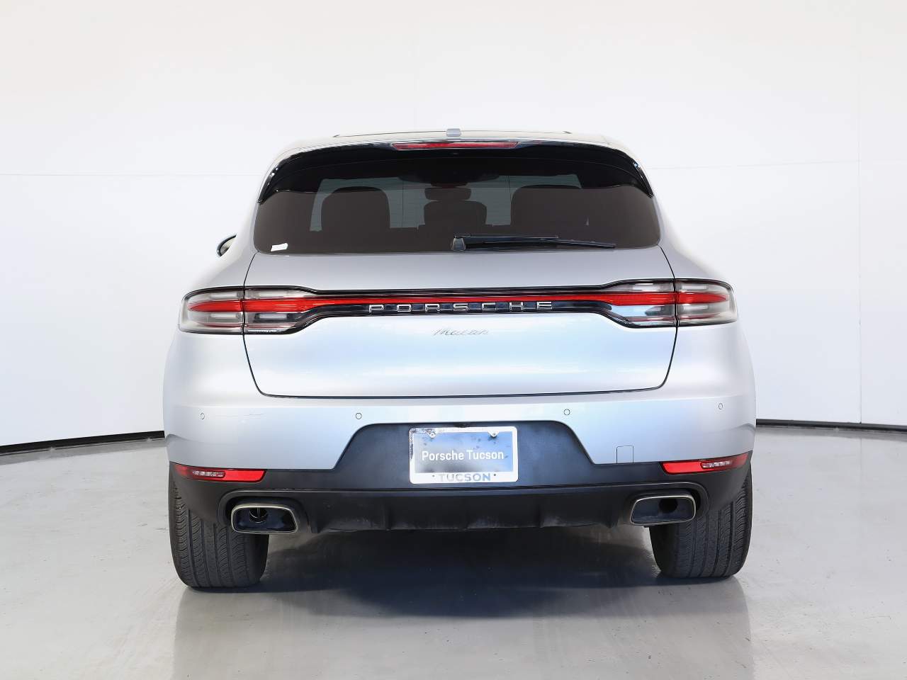 2021 Porsche Macan Base photo 6