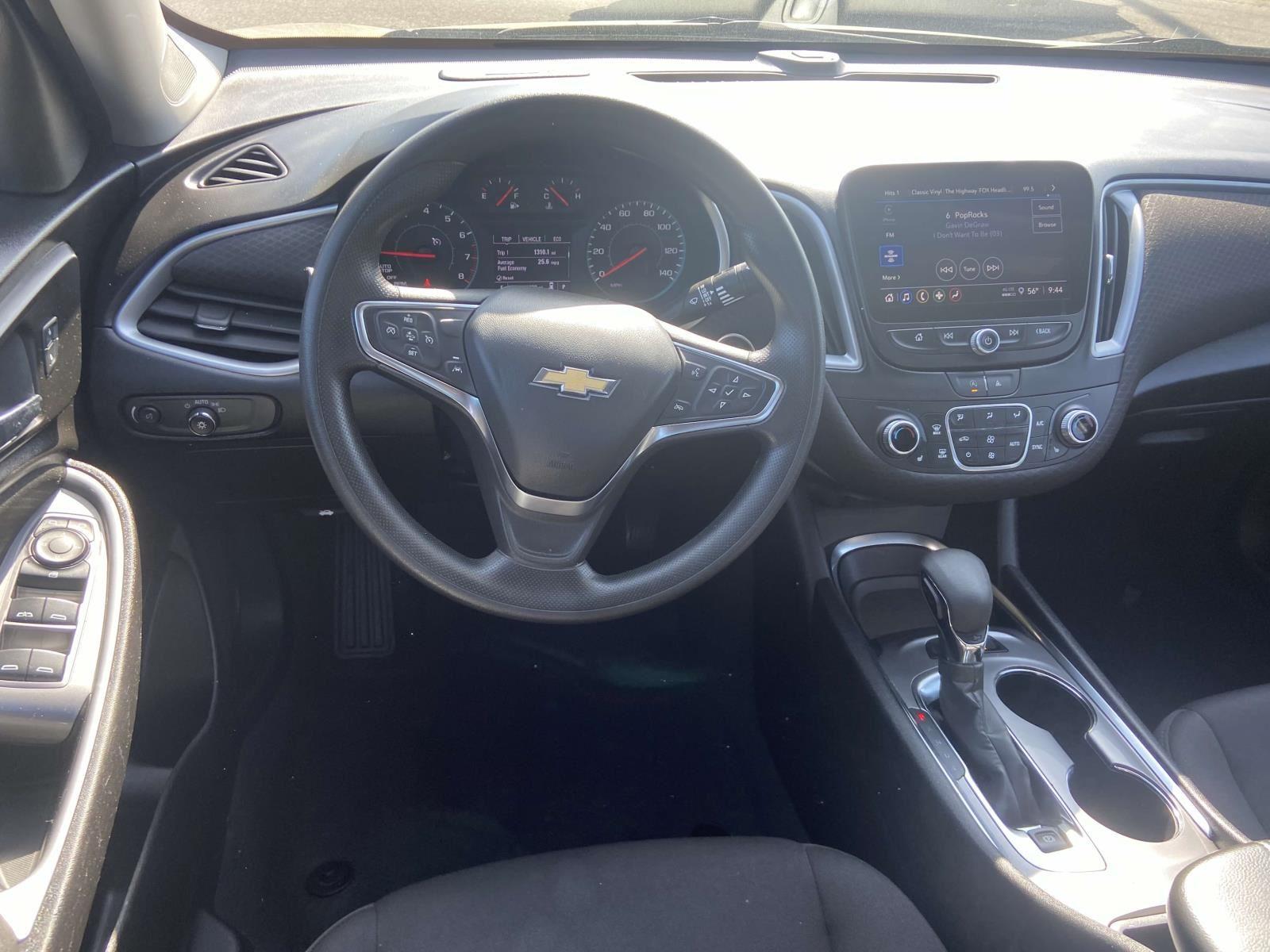 2024 Chevrolet Malibu 1LT photo 12