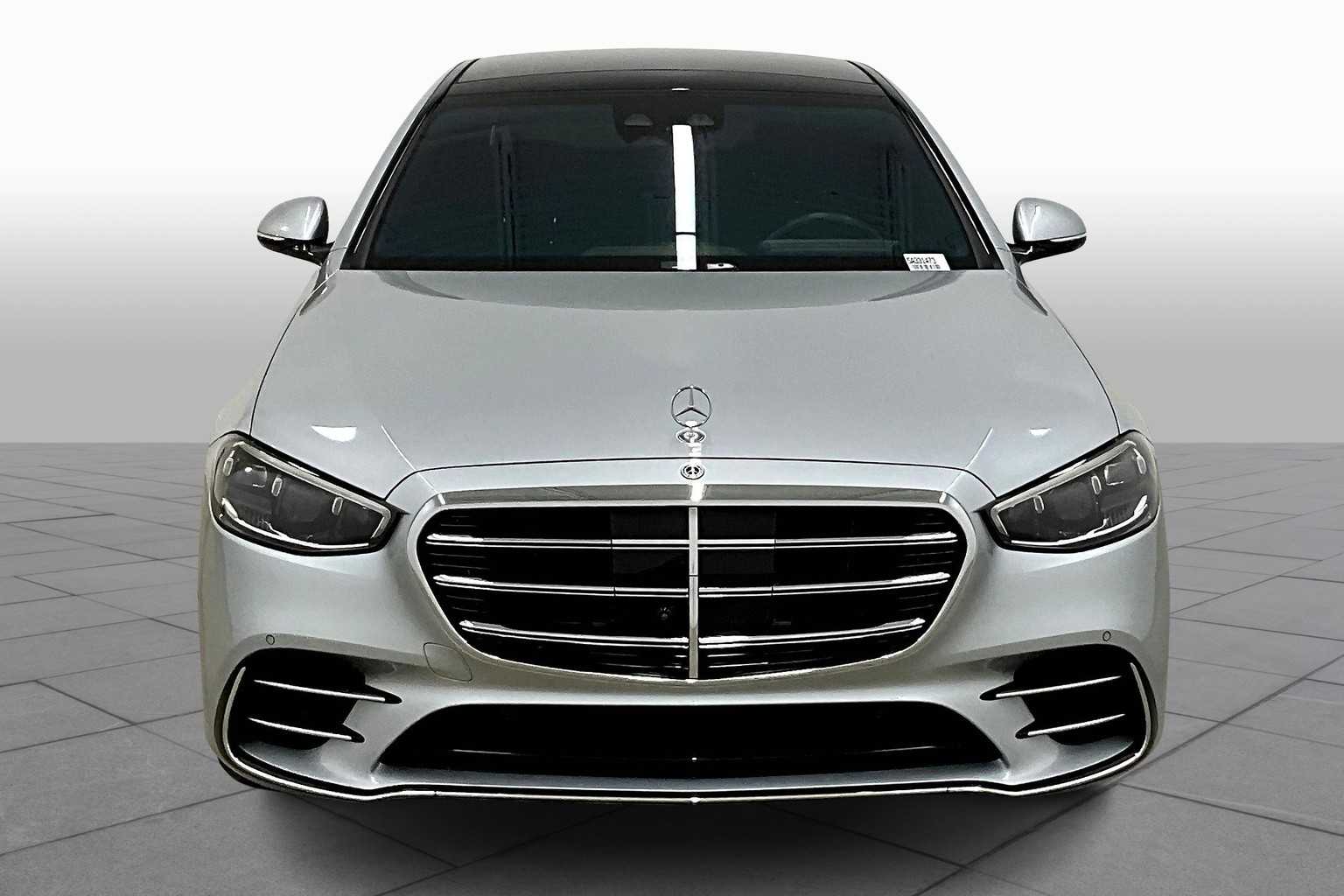2025 Mercedes Benz S 580 4MATIC photo 3