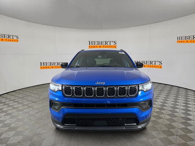 2025 Jeep Compass Latitude photo 2
