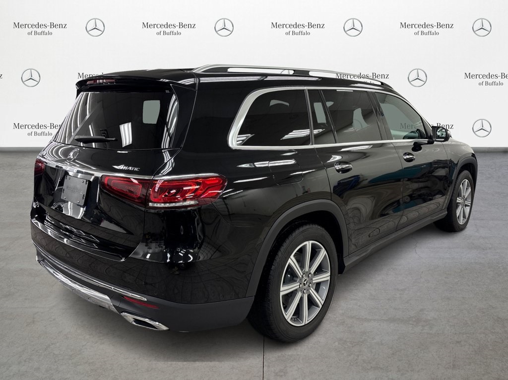 2022 Mercedes Benz GLS 450 4MATIC photo 4