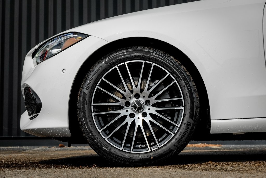 2025 Mercedes Benz C 300 4MATIC photo 4