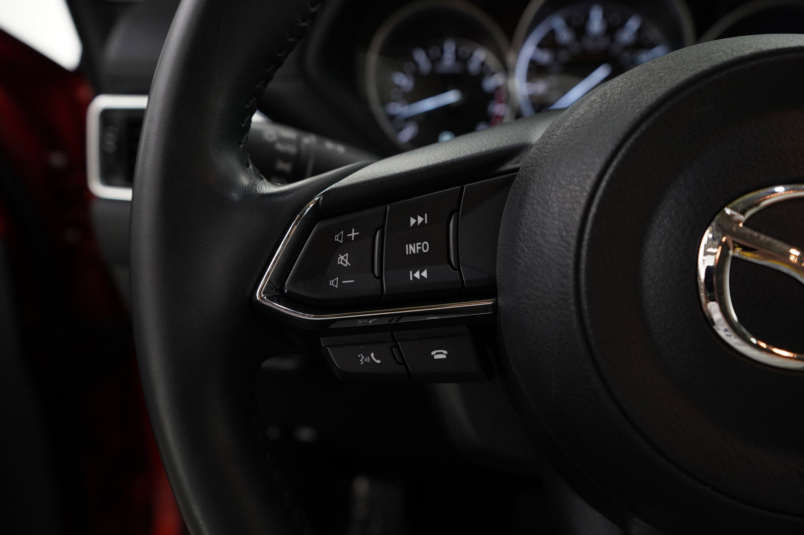 2023 Mazda CX-5 2.5 S Preferred photo 19