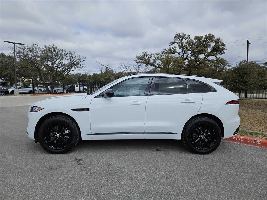 2024 Jaguar F-PACE P400 R-Dynamic S photo 2