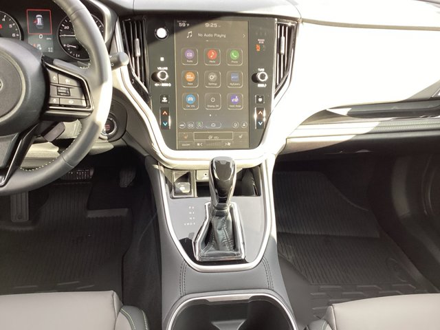 2025 Subaru Outback Onyx Edition photo 10