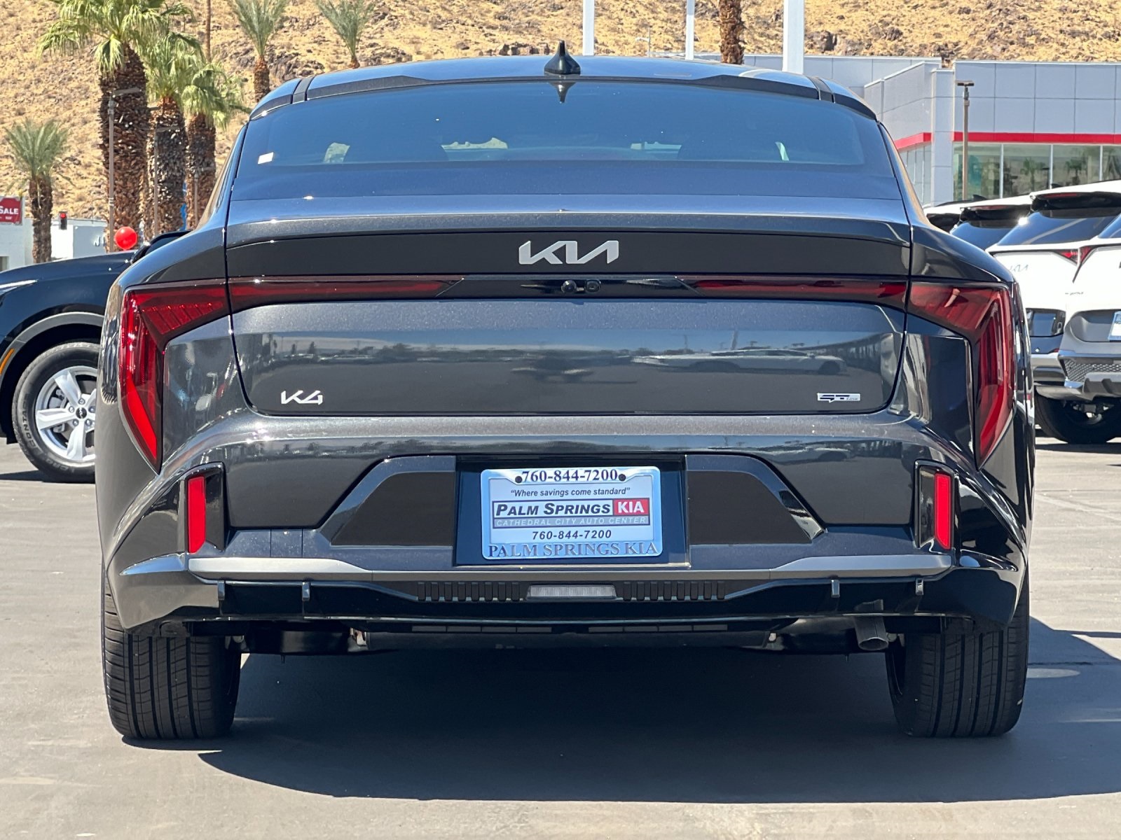 2025 Kia K4 GT-Line photo 4