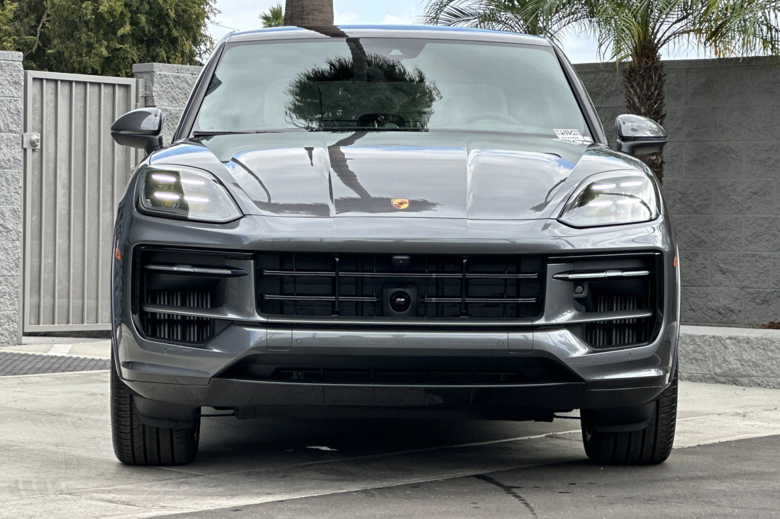 2026 Porsche Cayenne S E-Hybrid Coupe photo 12