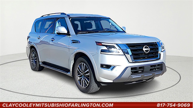 2023 Nissan Armada SL's photo